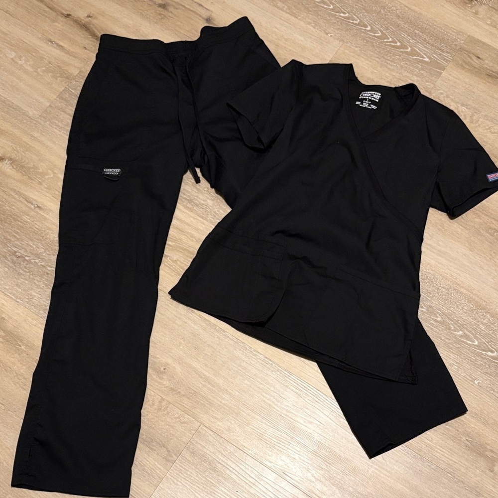 Cherokee Women's Black Scrub Set
